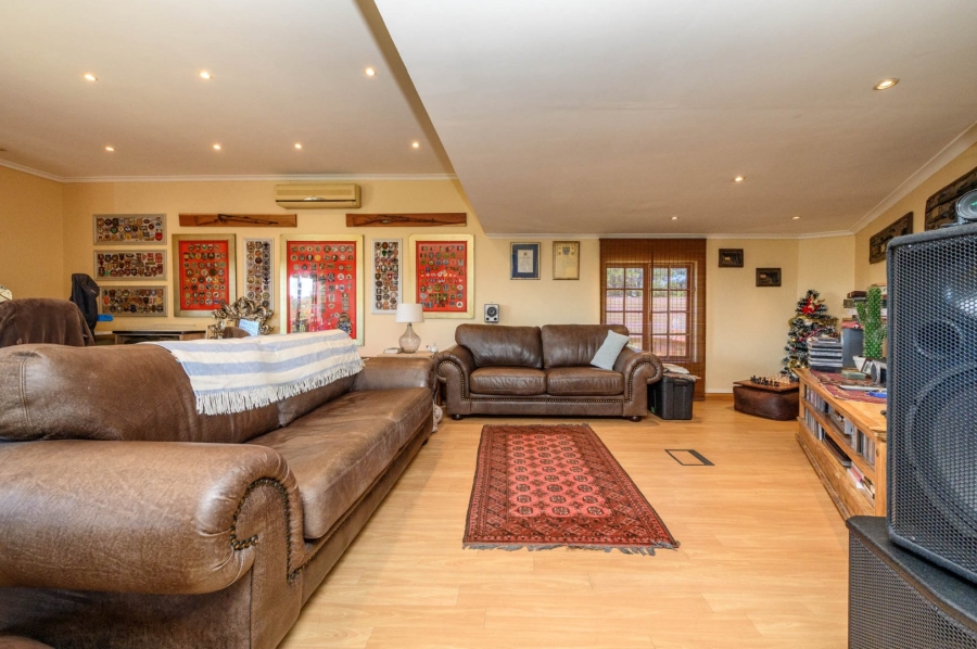 4 Bedroom Property for Sale in Walmer Eastern Cape